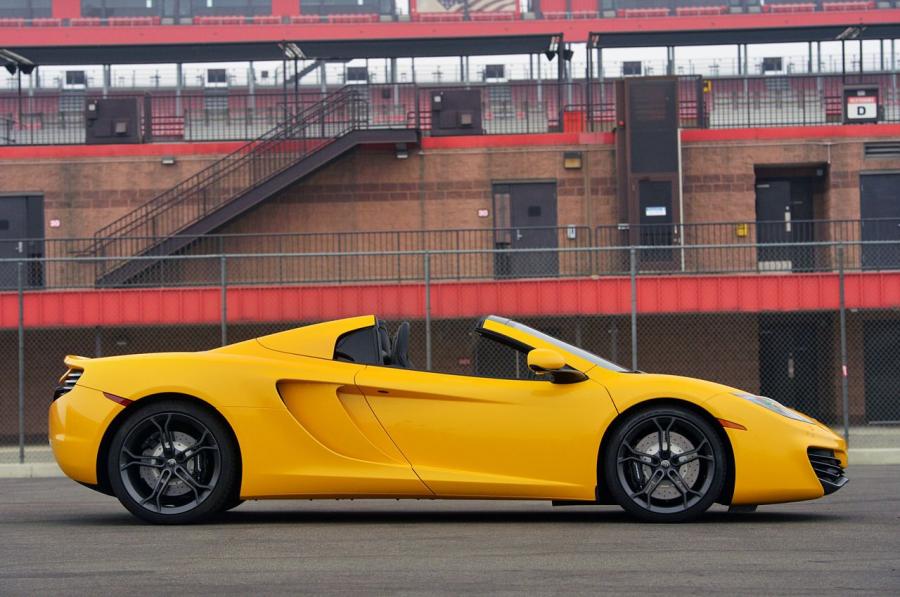  McLaren MP4-12C Spyder 2012 года  (фото 148 из 270)
